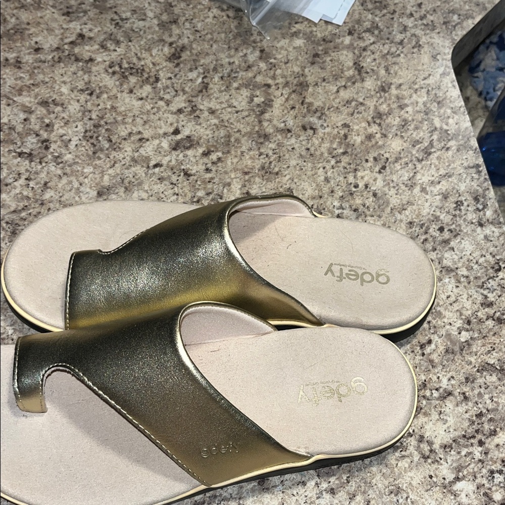 Gdefy Women's Gold Mules - Picture 5 of 7